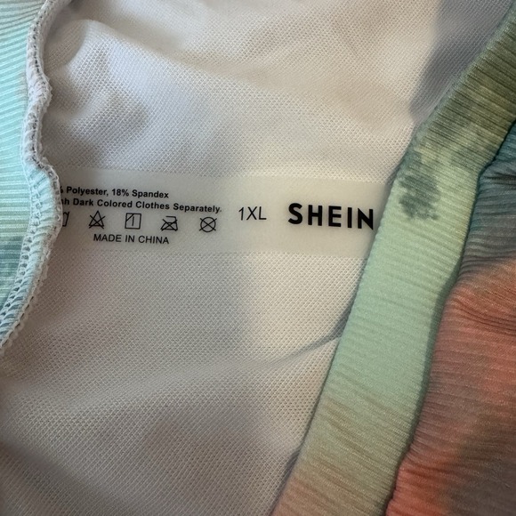 Women's 2 Piece Bathing Suit- Shein - Size 1XL Multicolor - Picture 6 of 9